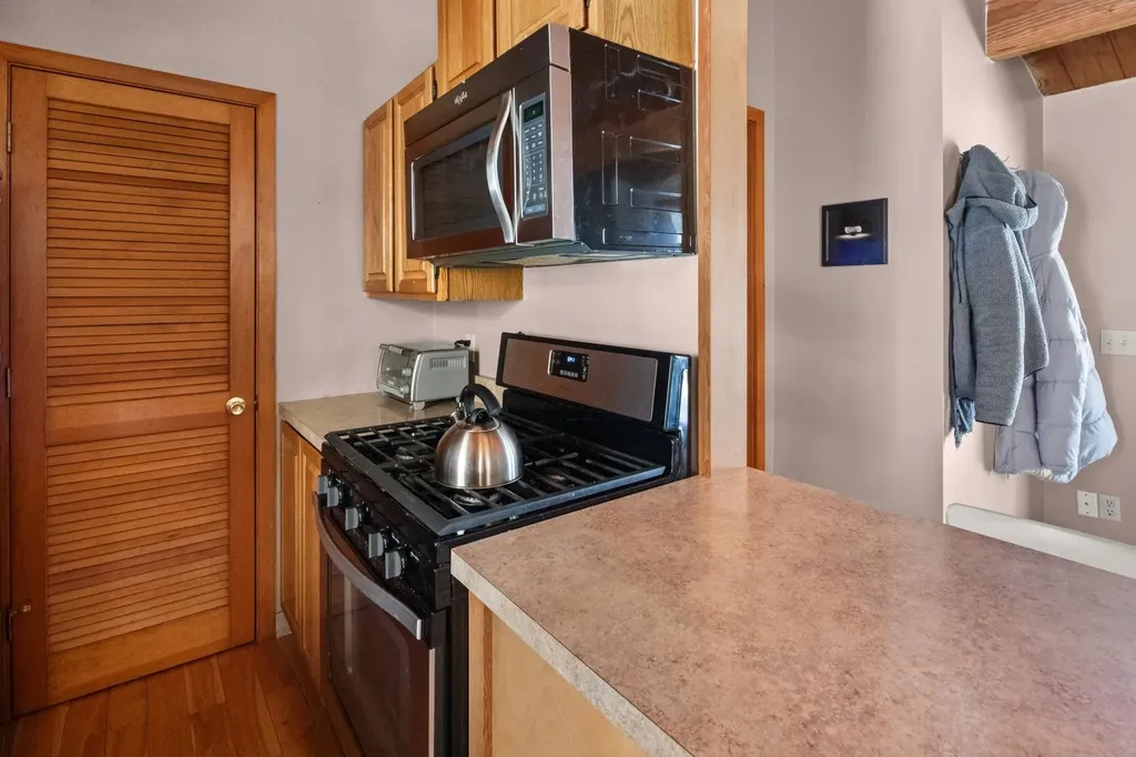 38 Gilcrist Road Stowe VT 05672