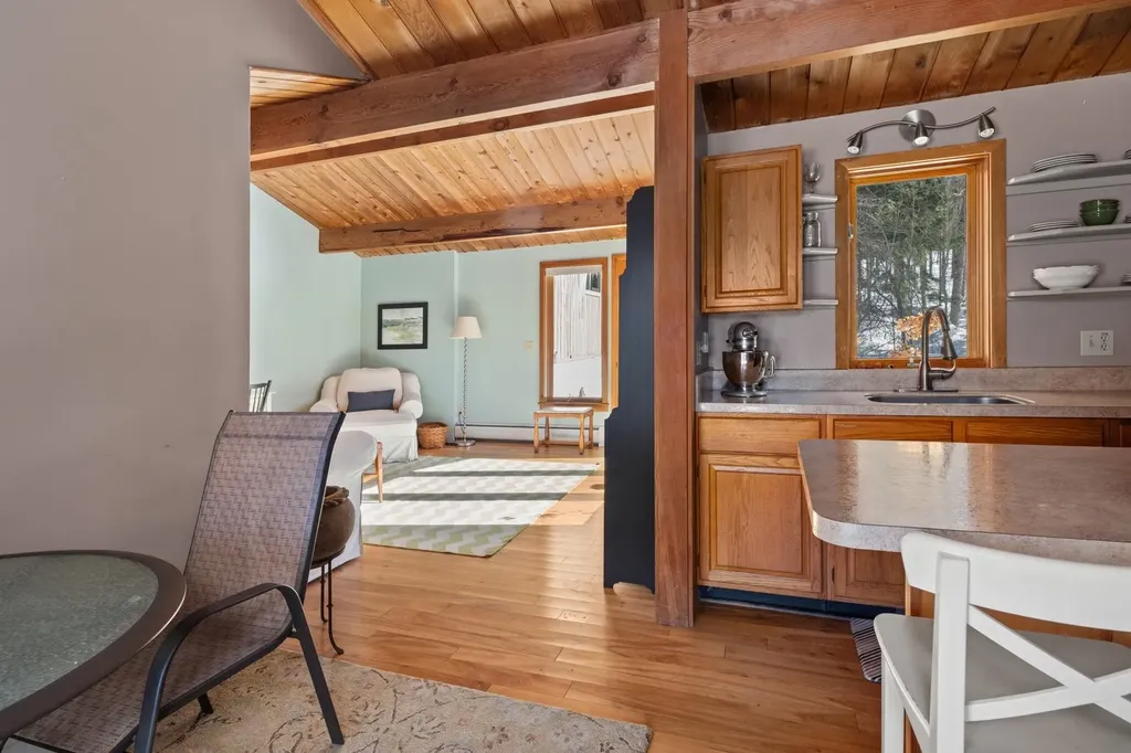 38 Gilcrist Road Stowe VT 05672