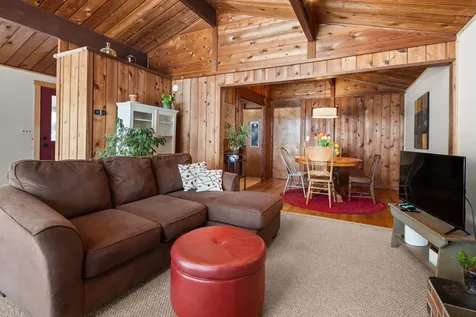 38 Gilcrist Road Stowe VT 05672