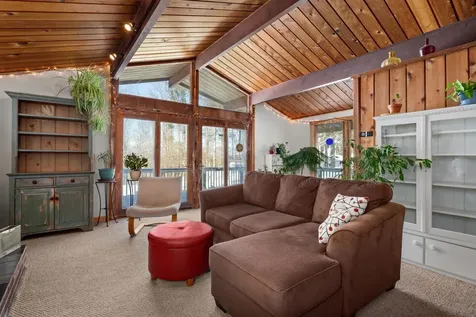 38 Gilcrist Road Stowe VT 05672