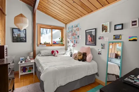 38 Gilcrist Road Stowe VT 05672