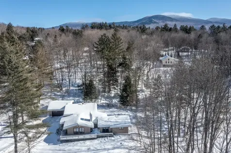 38 Gilcrist Road Stowe VT 05672