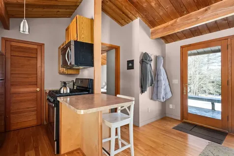 38 Gilcrist Road Stowe VT 05672