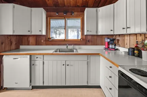 38 Gilcrist Road Stowe VT 05672