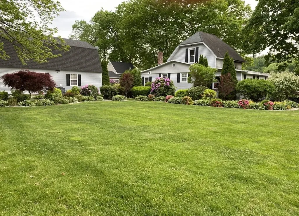 164 Chauncey Avenue Manchester NH 03104