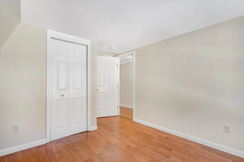 164 Chauncey Avenue Manchester NH 03104