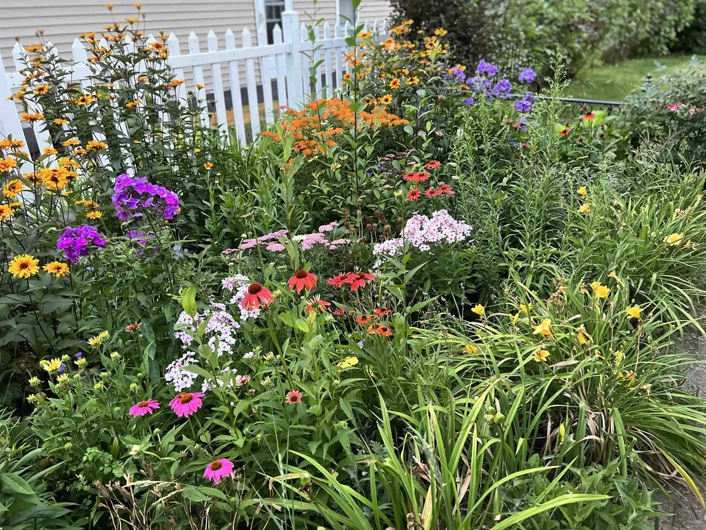 164 Chauncey Avenue Manchester NH 03104