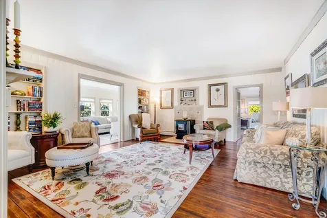 164 Chauncey Avenue Manchester NH 03104