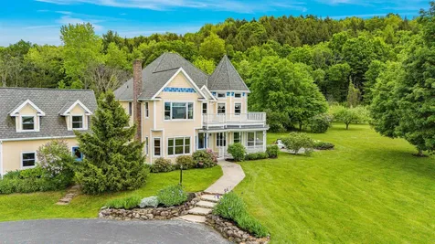 302 Ledge Hill Drive Georgia VT 05478