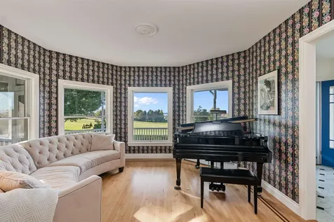 302 Ledge Hill Drive Georgia VT 05478