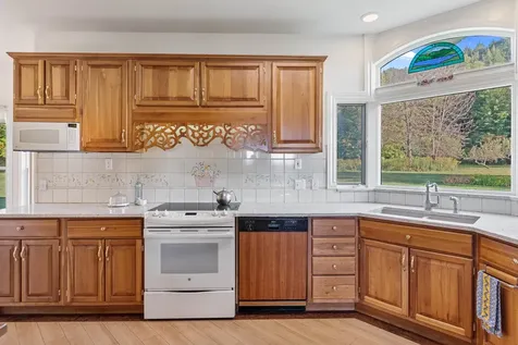 302 Ledge Hill Drive Georgia VT 05478