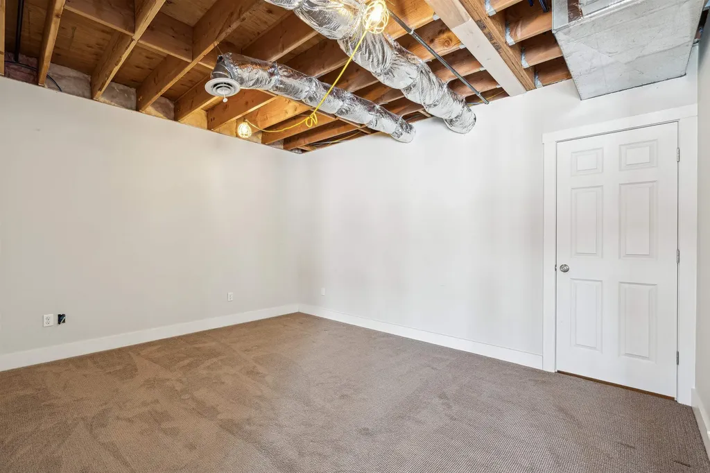 415 Stowell Road Thetford VT 05075