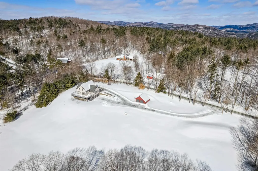 415 Stowell Road Thetford VT 05075