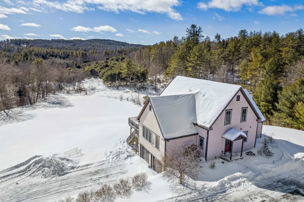 415 Stowell Road Thetford VT 05075