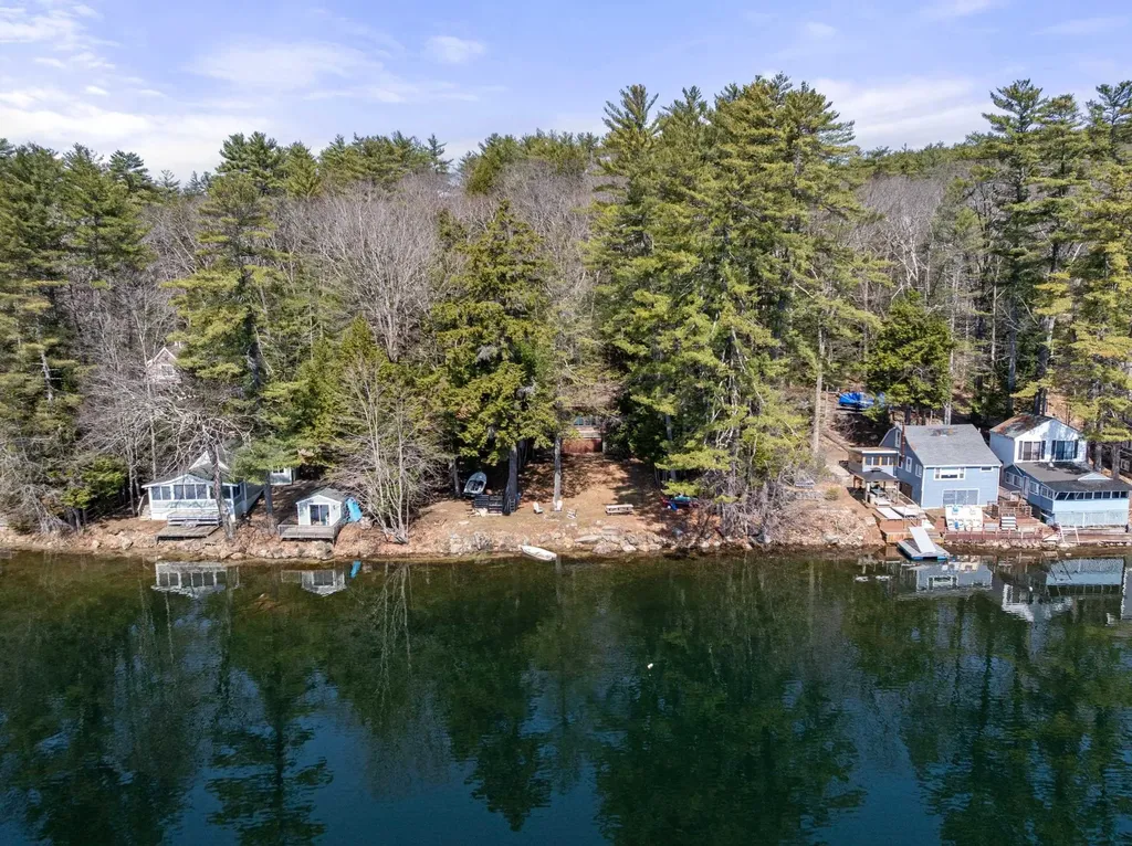 38 Brookside Lane Center Harbor NH 03226