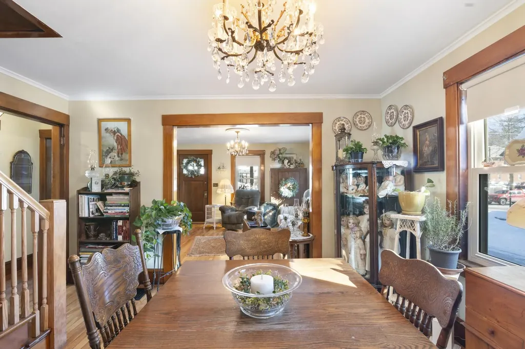 52 Belmont Avenue Brattleboro VT 05301