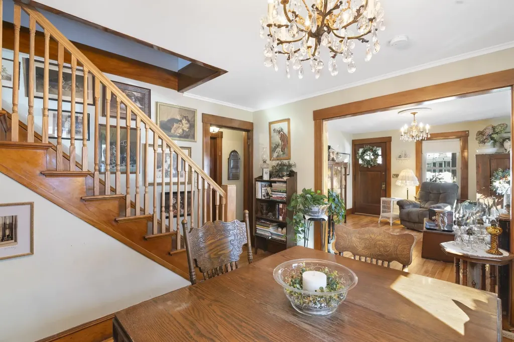 52 Belmont Avenue Brattleboro VT 05301