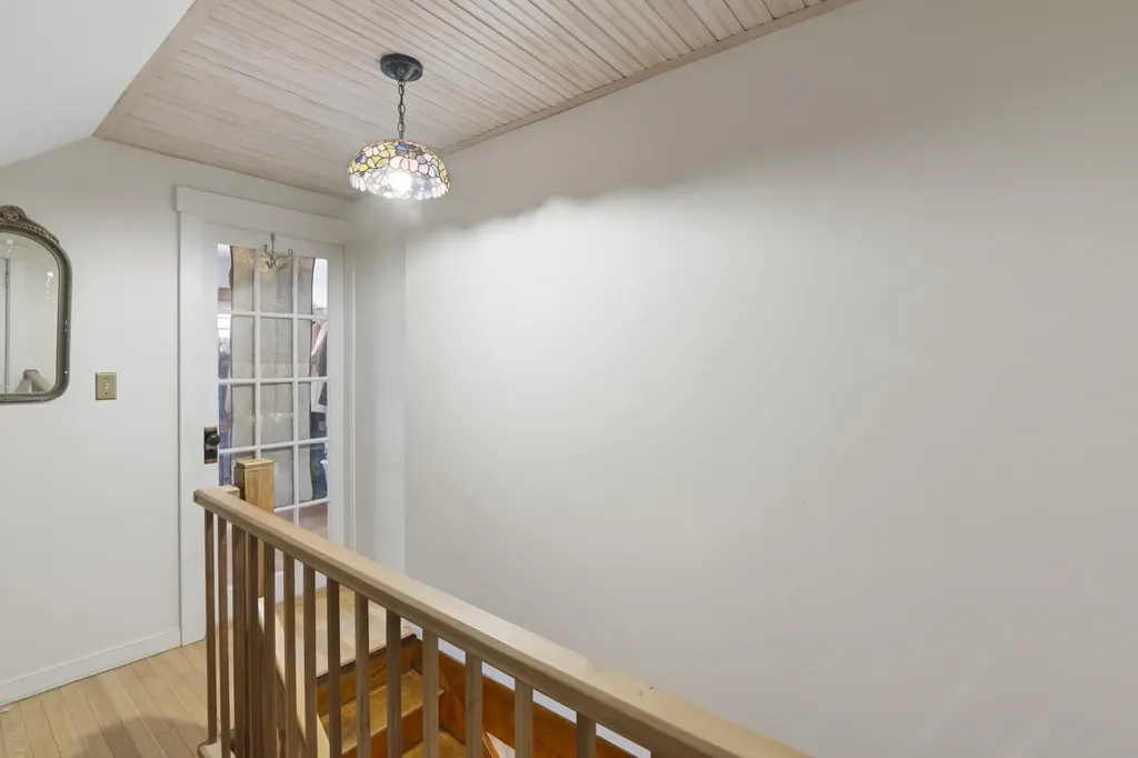 52 Belmont Avenue Brattleboro VT 05301