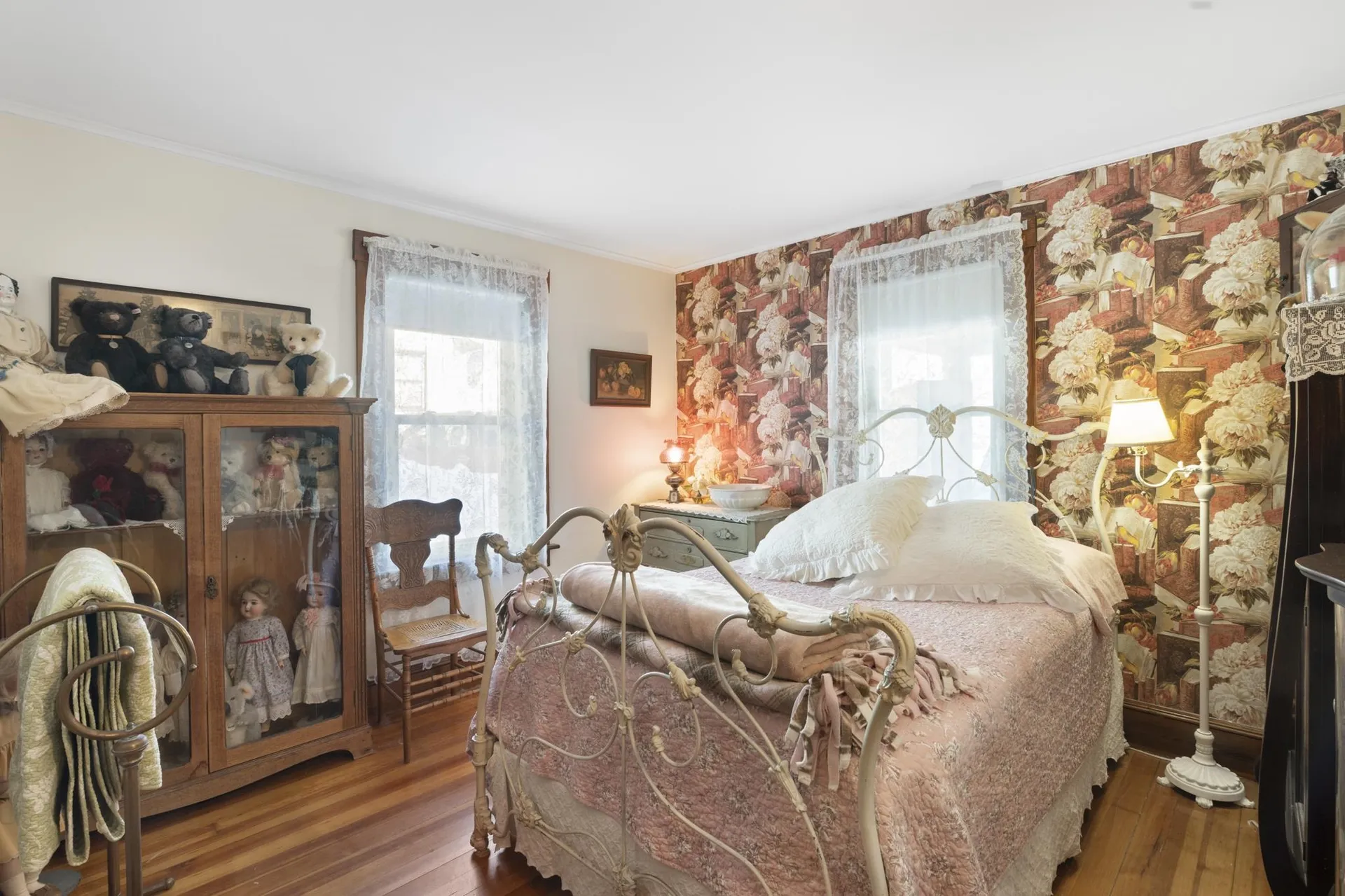 52 Belmont Avenue Brattleboro VT 05301