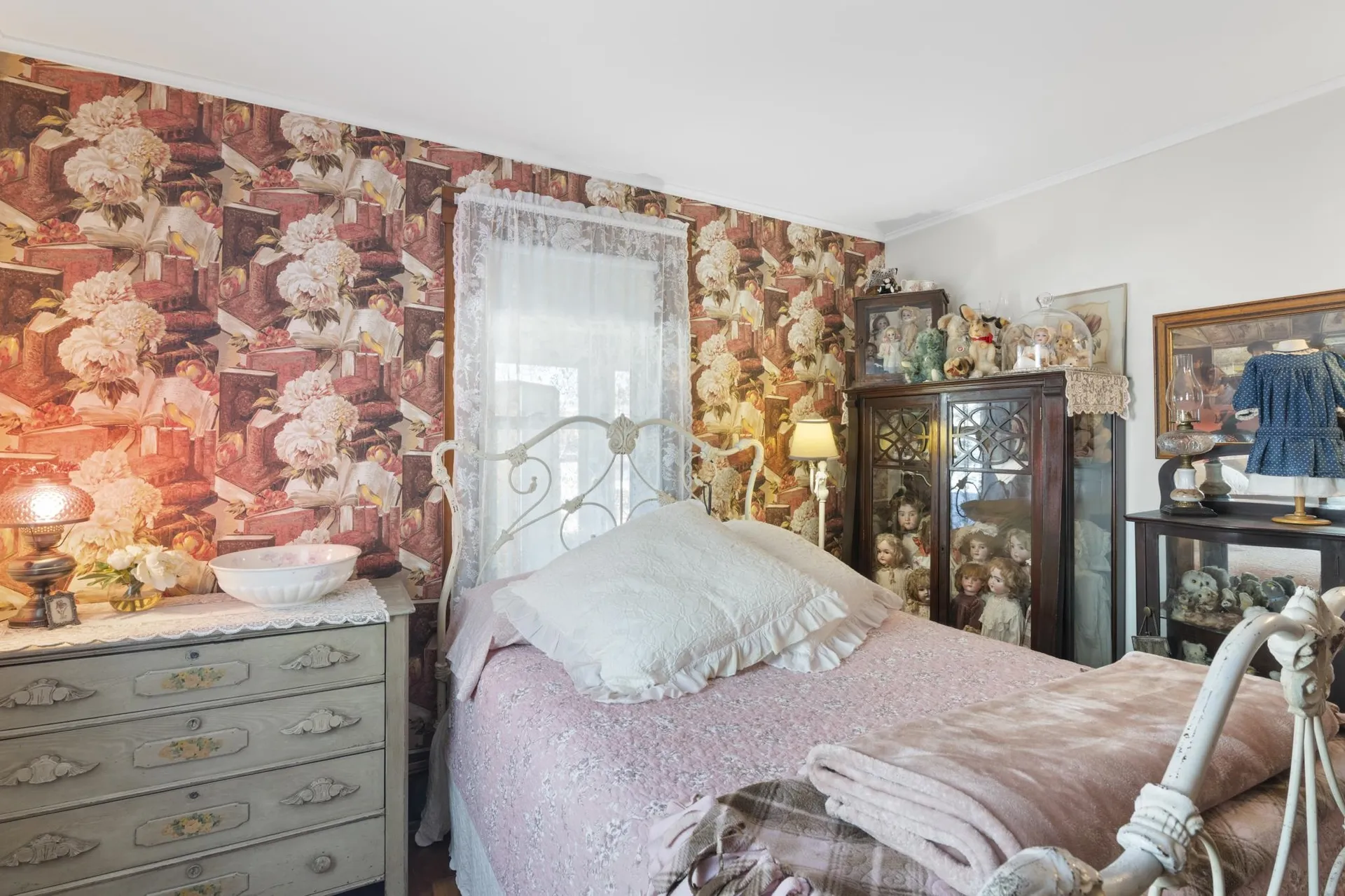 52 Belmont Avenue Brattleboro VT 05301