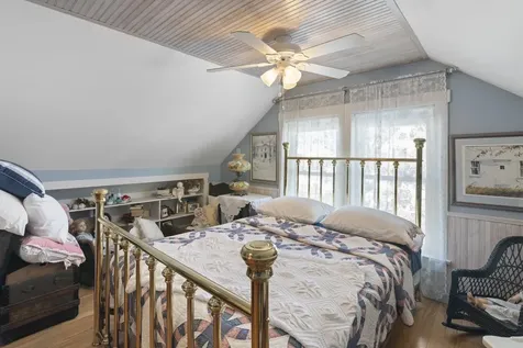 52 Belmont Avenue Brattleboro VT 05301