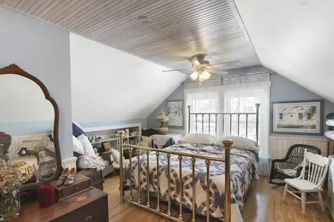 52 Belmont Avenue Brattleboro VT 05301