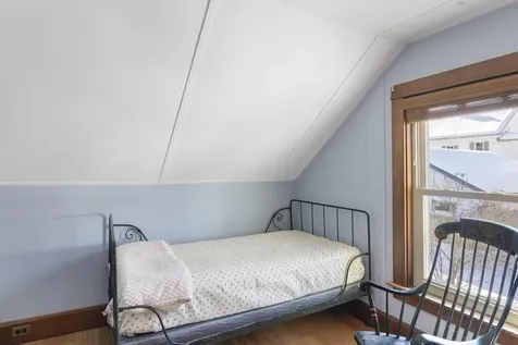 52 Belmont Avenue Brattleboro VT 05301