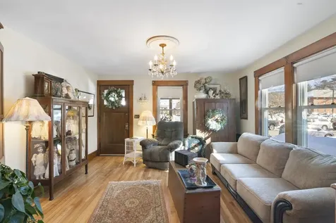 52 Belmont Avenue Brattleboro VT 05301