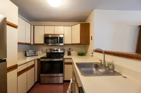 22 Slate Circle Manchester VT 05255