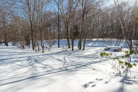 22 Slate Circle Manchester VT 05255