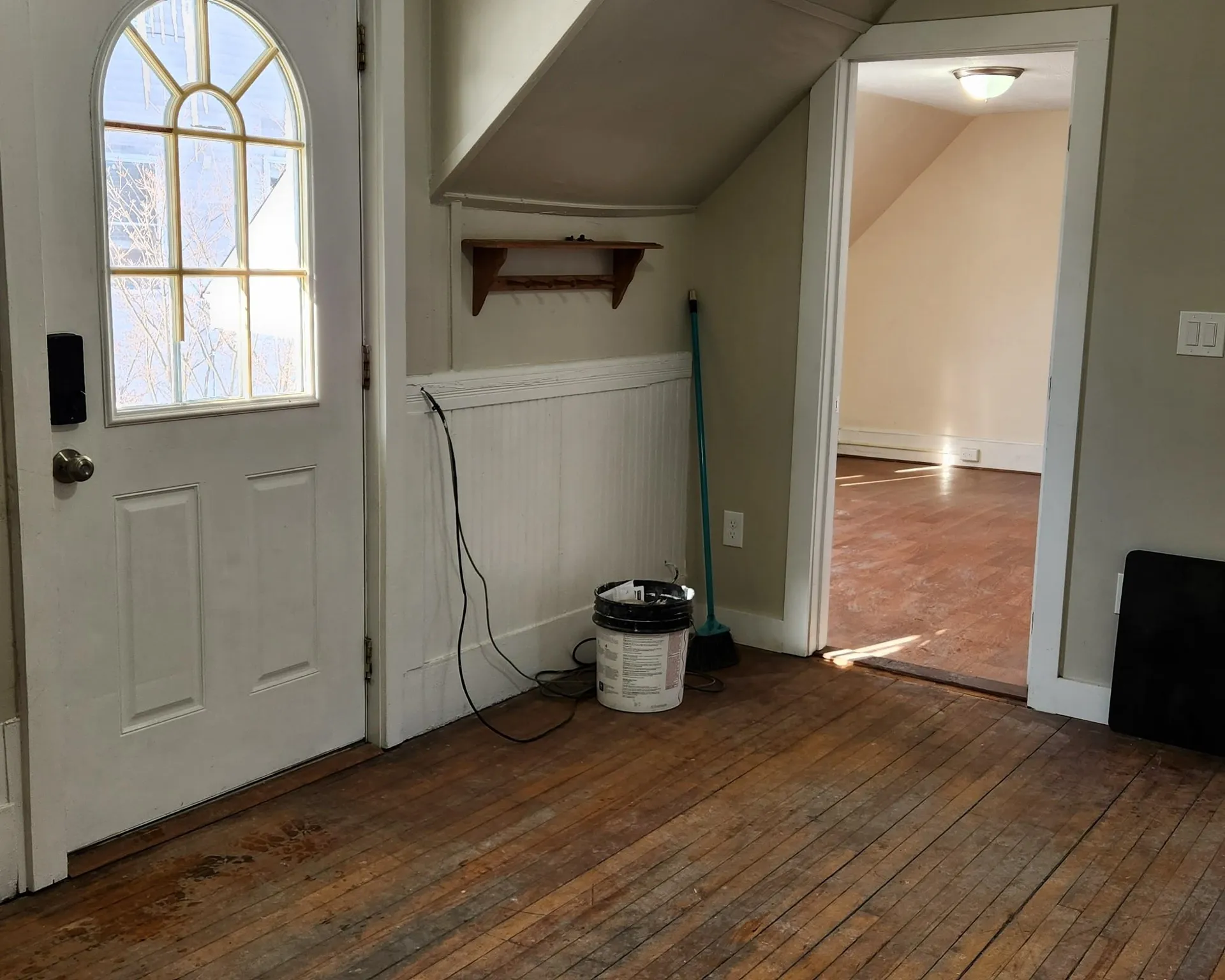 16 Preston Street Hillsborough NH 03244