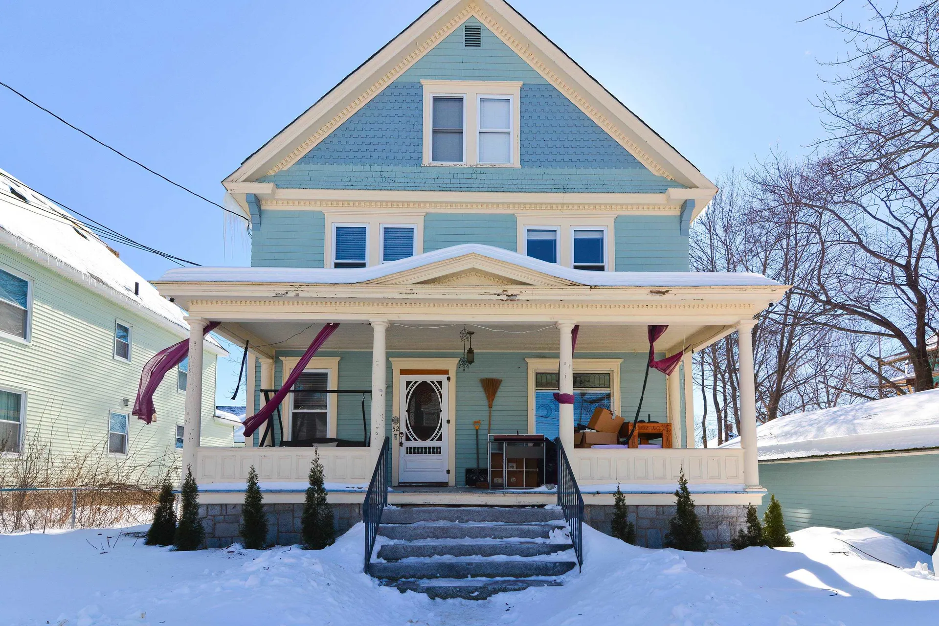 52 Whipple Avenue Laconia NH 03246