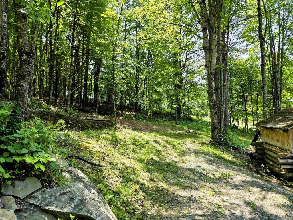 82 Hodge Hill Road Lisbon NH 03585