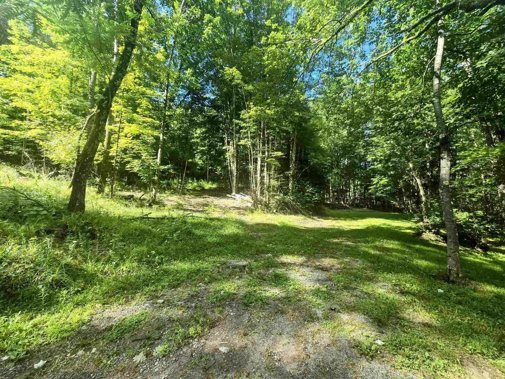 82 Hodge Hill Road Lisbon NH 03585