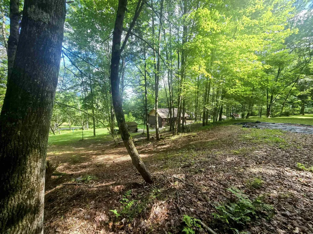 82 Hodge Hill Road Lisbon NH 03585