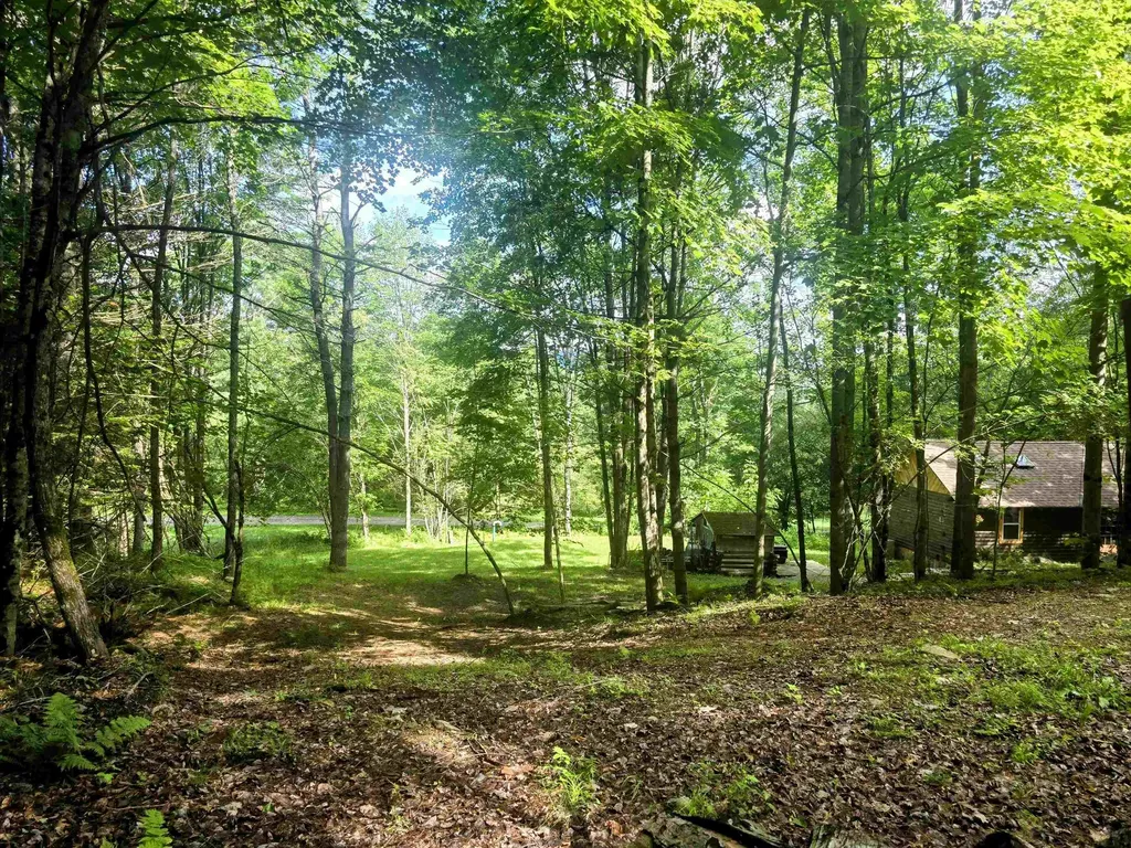 82 Hodge Hill Road Lisbon NH 03585