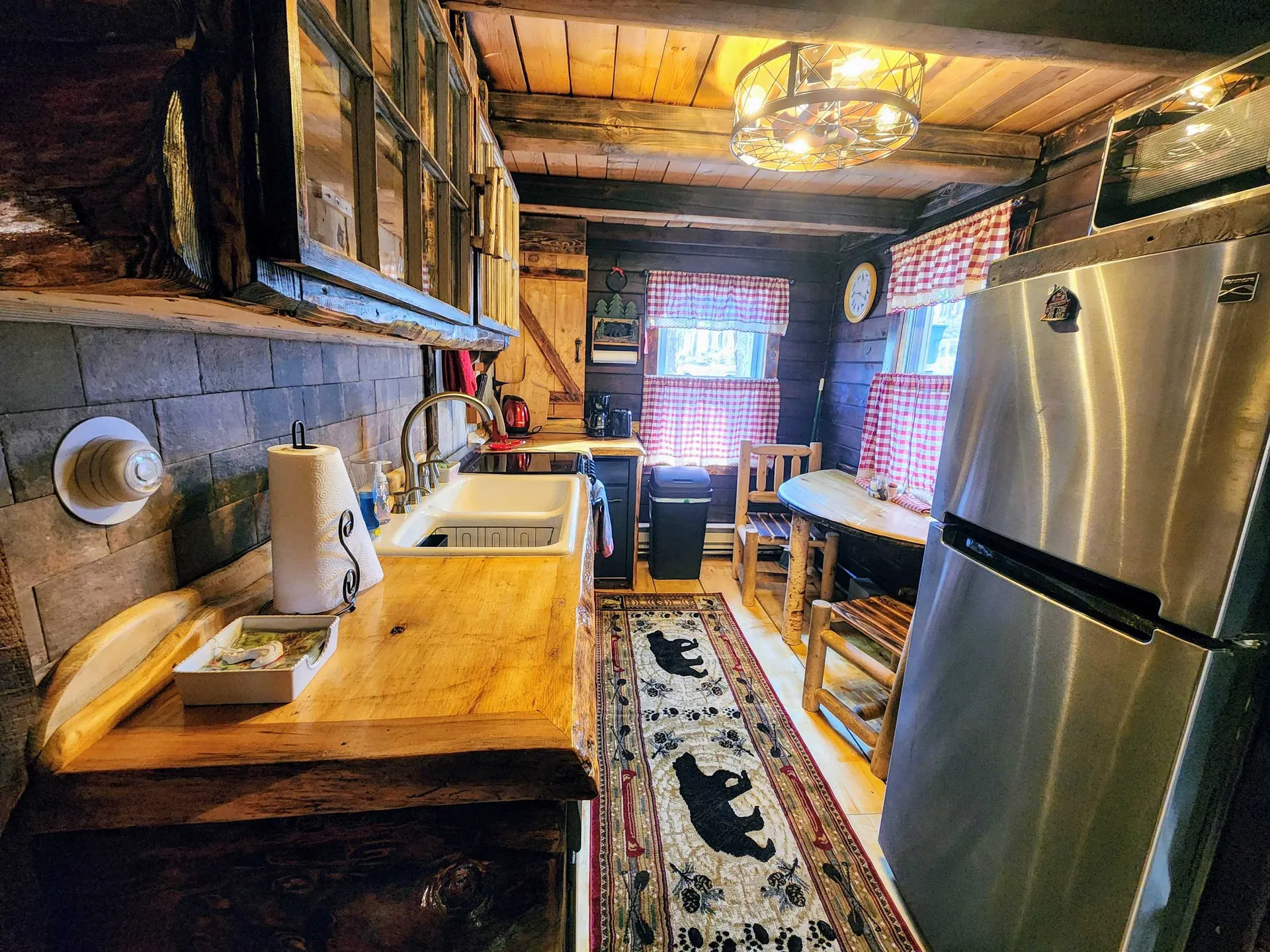 82 Hodge Hill Road Lisbon NH 03585