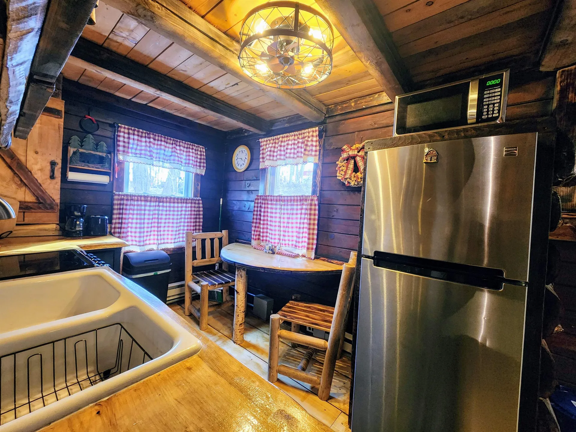 82 Hodge Hill Road Lisbon NH 03585