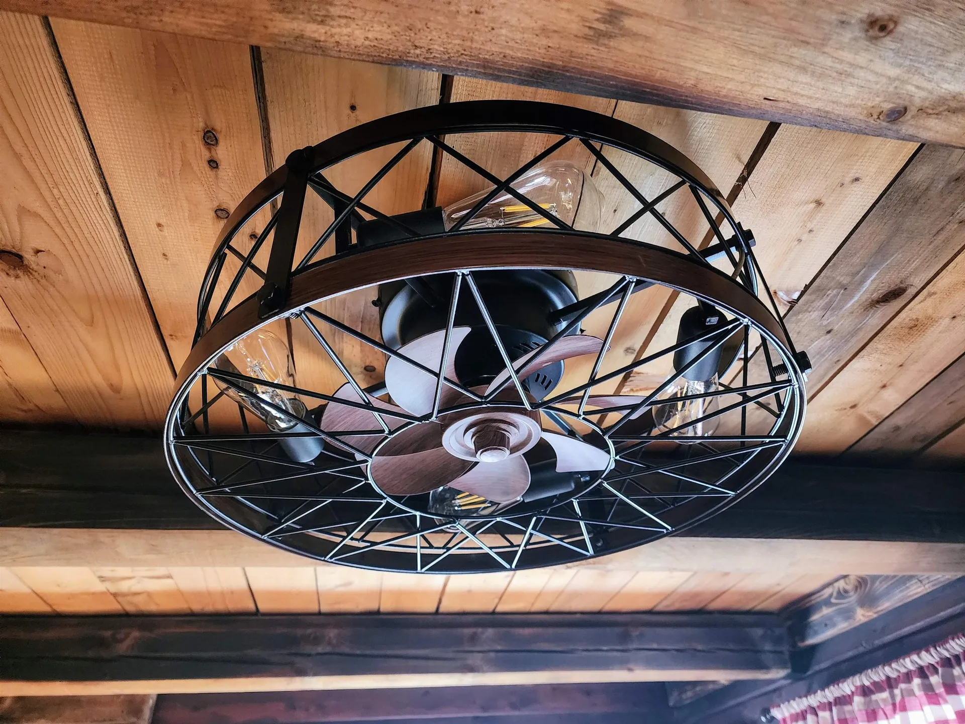 82 Hodge Hill Road Lisbon NH 03585