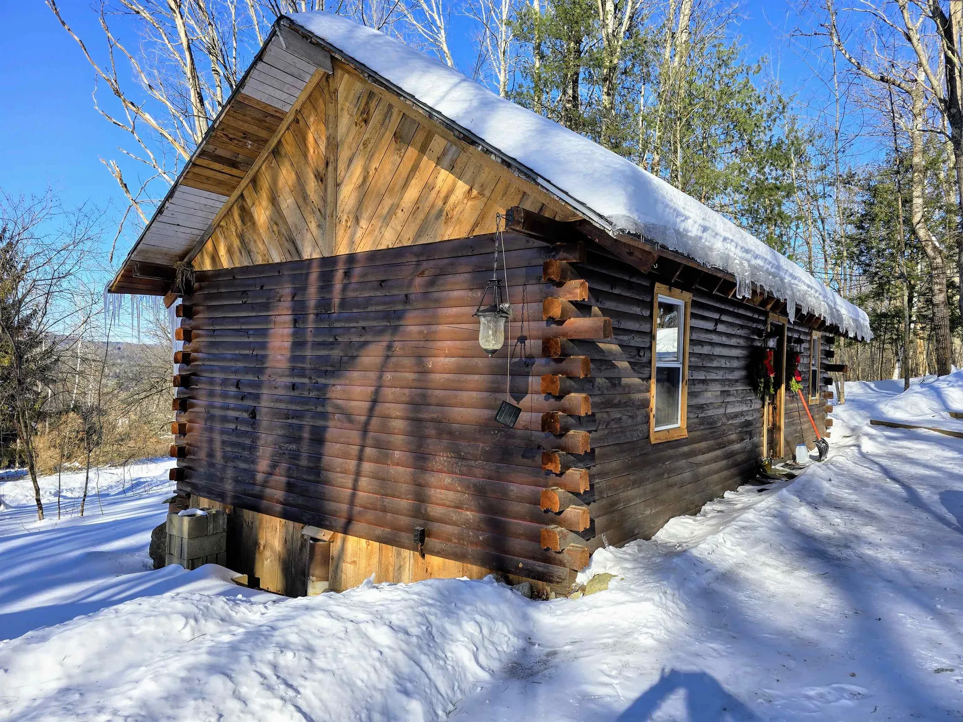 82 Hodge Hill Road Lisbon NH 03585