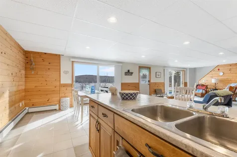 2002 N Main Street Pittsburg NH 03592