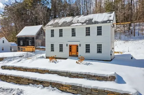 146 Main Street Thetford VT 05043