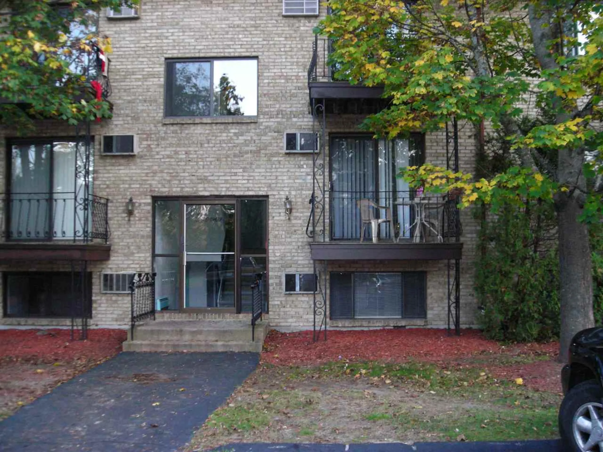 11 Lancelot Court Salem NH 03079