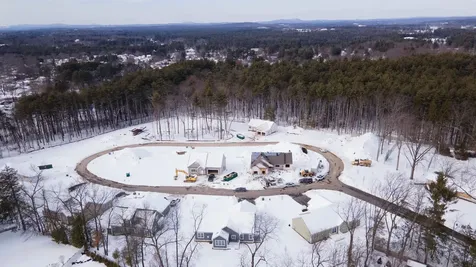 27 Juliana Avenue Nashua NH 03064