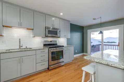 33 Dogwood Lane Newmarket NH 03857