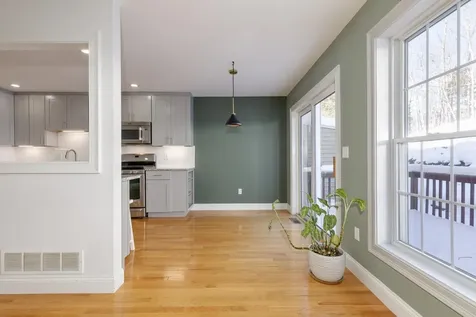 33 Dogwood Lane Newmarket NH 03857