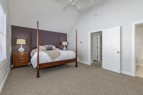 33 Dogwood Lane Newmarket NH 03857