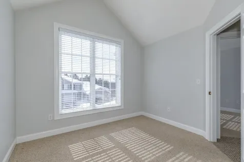 33 Dogwood Lane Newmarket NH 03857