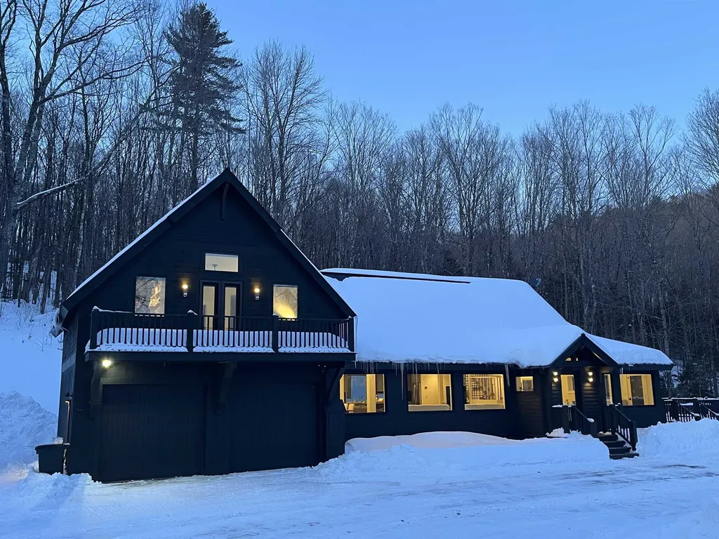 903 Old County Road Cavendish VT 05142