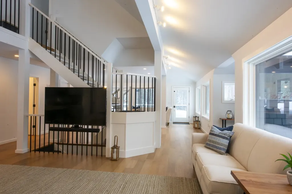 903 Old County Road Cavendish VT 05142